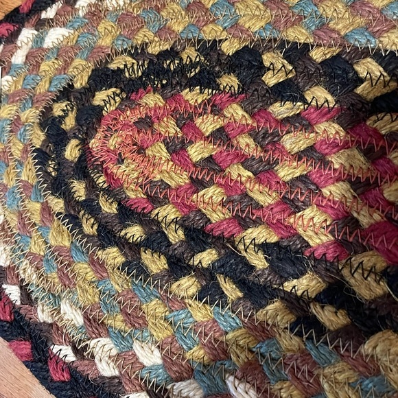 Braided Jute Fish Shaped Country Mat Table Topper or Pet Mat - Picture 5 of 5